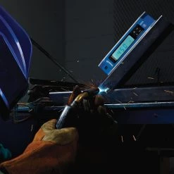 9 in. Magnetic Digital Torpedo Level by Empire -Empire Sales Store empire levels em105 9 c3 1000